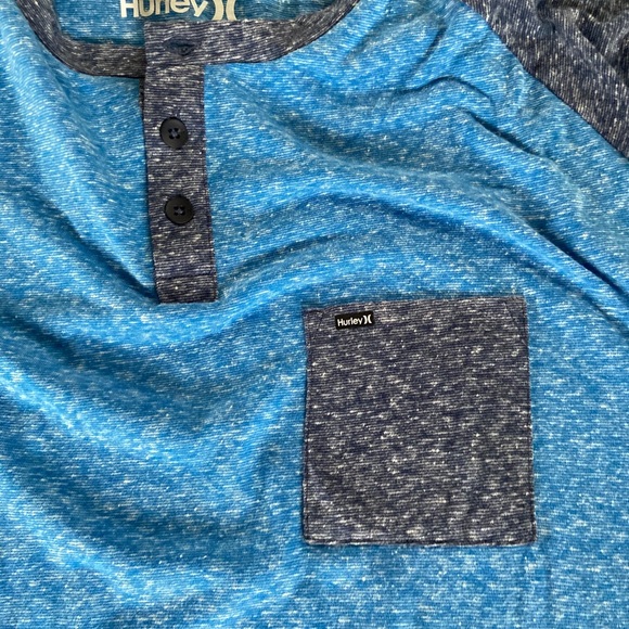 Hurley men’s t-shirt - Picture 2 of 3